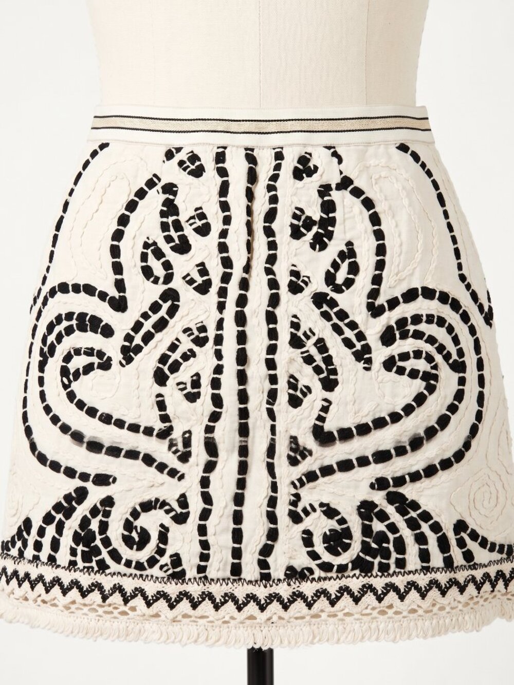 Maeve Anthropologie Cream Mini Skirt with Black Embroidery Us 8